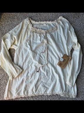 Light Cream Peasant Blouse with Lace Trim New With Tags Ruff Hewn
